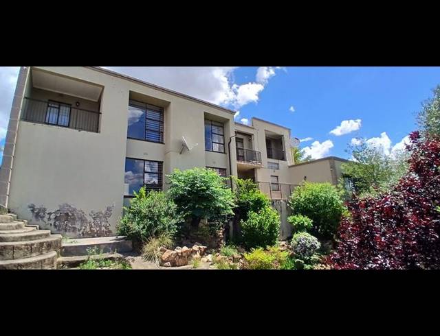 4 BEDROOM HOUSE FOR SALE IN ONTDEKKERSPARK